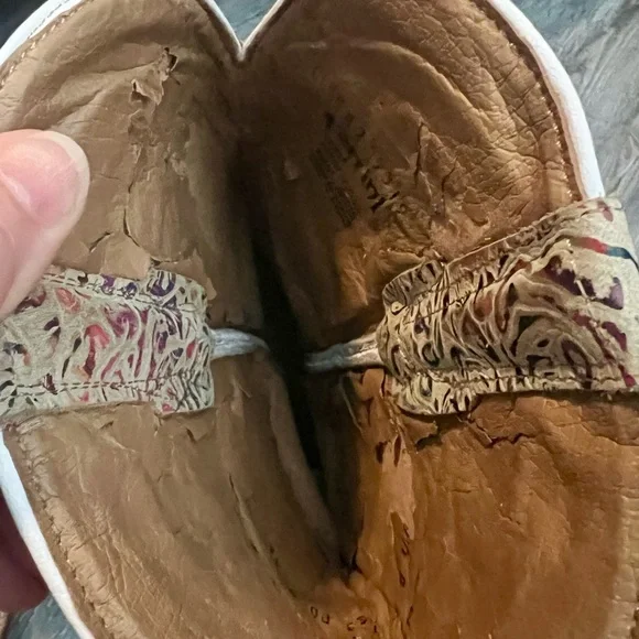 Ferrini White and Tan Western Boots - Picture 7 of 7